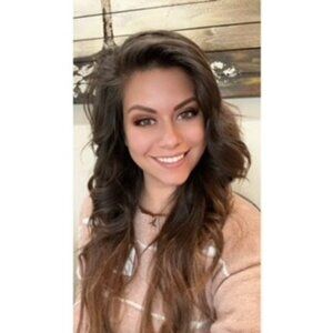 Meet your Posher, Katie